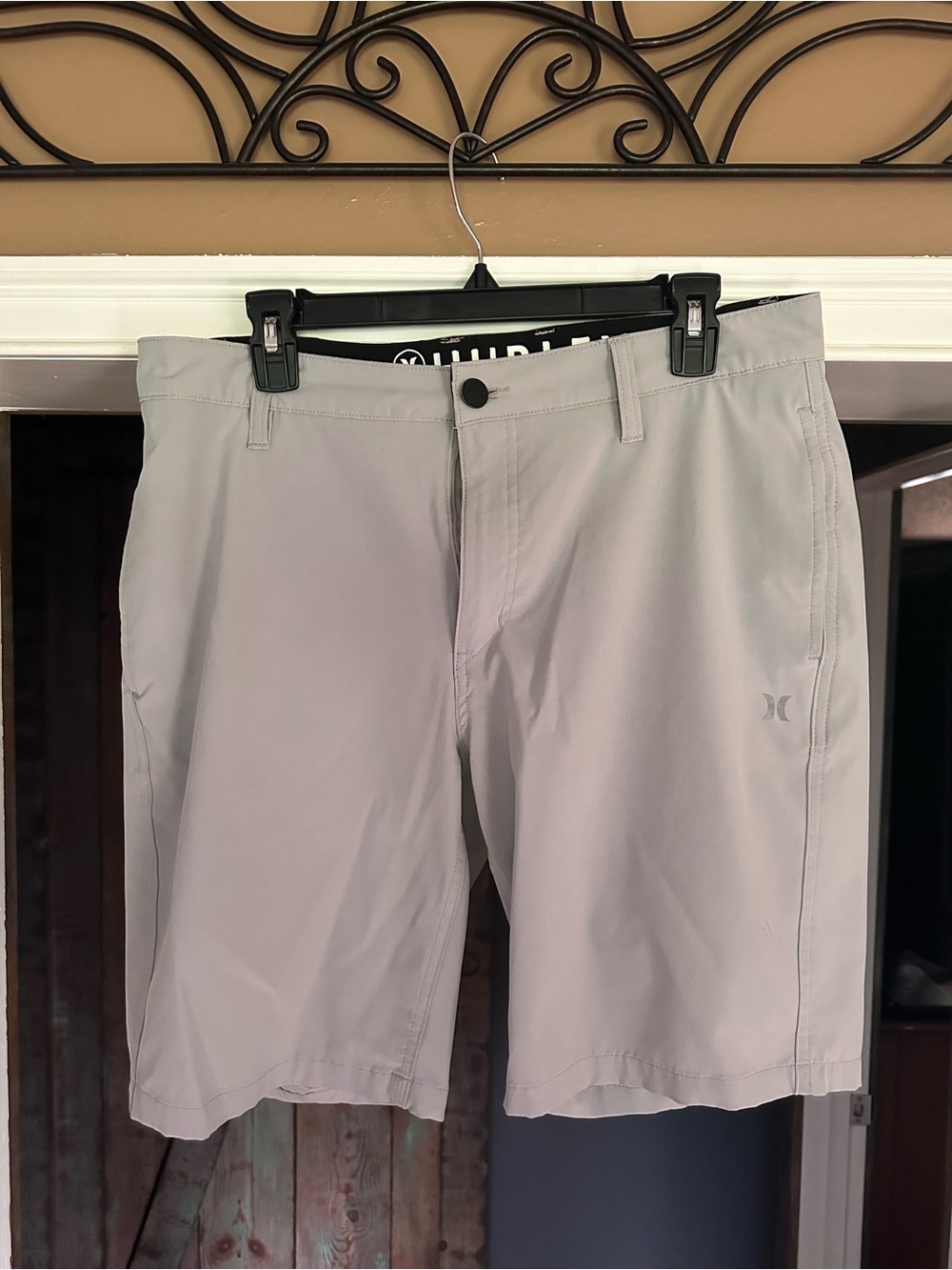 Hurley Men’s Light Gray Hybrid Shorts